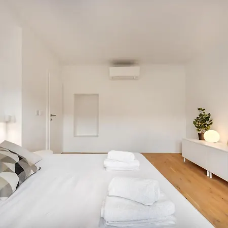 Modern With Terrace Close To Nova Gorica * Miren